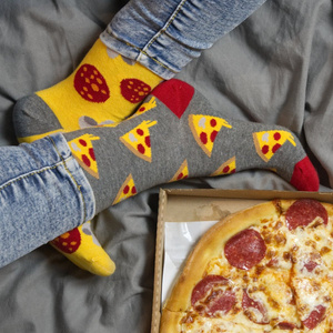 Set of 3x Colorful SOXO women's socks mismatched funny pizza